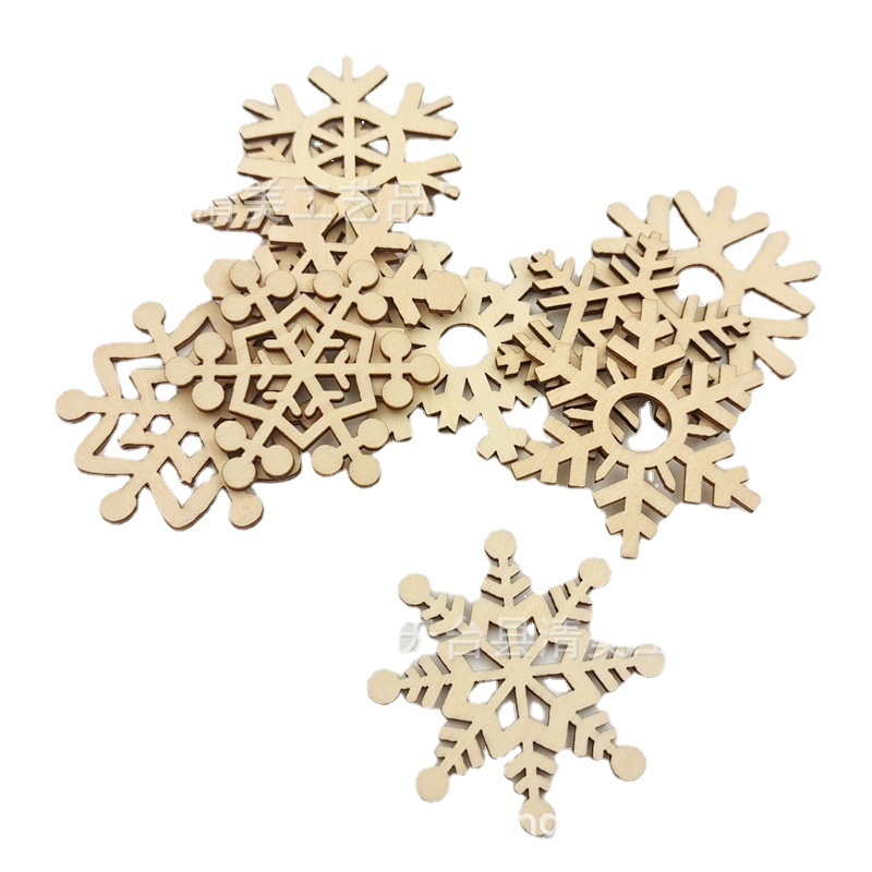51mm10 creativo copo de nieve de Navidad pequeña pieza de madera mezclada de madera DIY colgante hueco decoración simple 10 pc/paquete