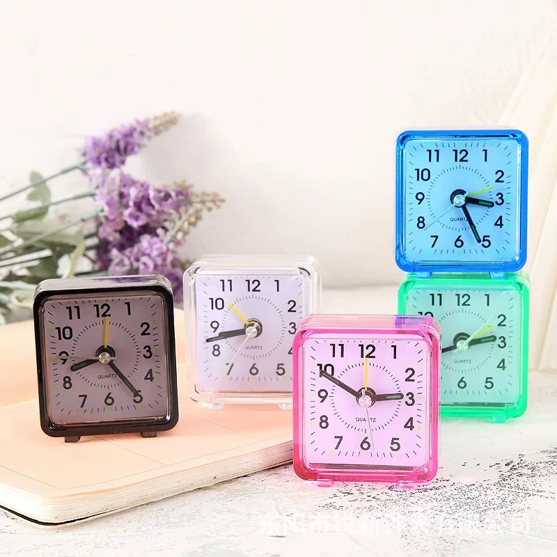 Reloj despertador electrónico simple y transparente Reloj creativo de color caramelo para niños Dormitorio de estudiante Reloj pequeño de gran tamaño al por mayor