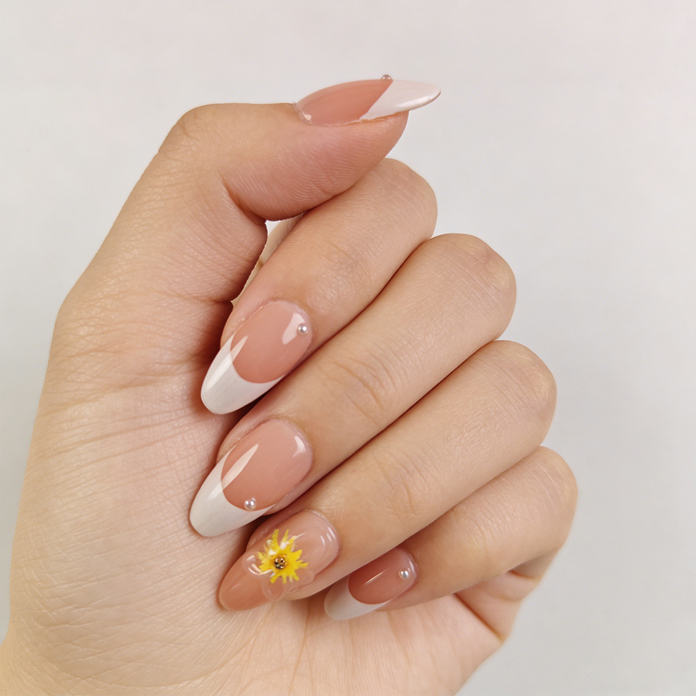 Comercio extranjero más vendido goteando pecado blanco de manicura francesa polvo desnudo de perlas de uñas 24 piezas de parche de uñas