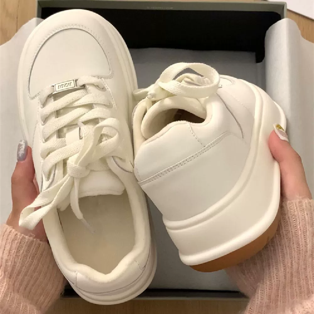 Популярные женские белые кроссовки на толстой подошве, универсальные нишевые кроссовки, новинка 2025 года, осенне-летние повседневные спортивные туфли на платформе для увеличения роста