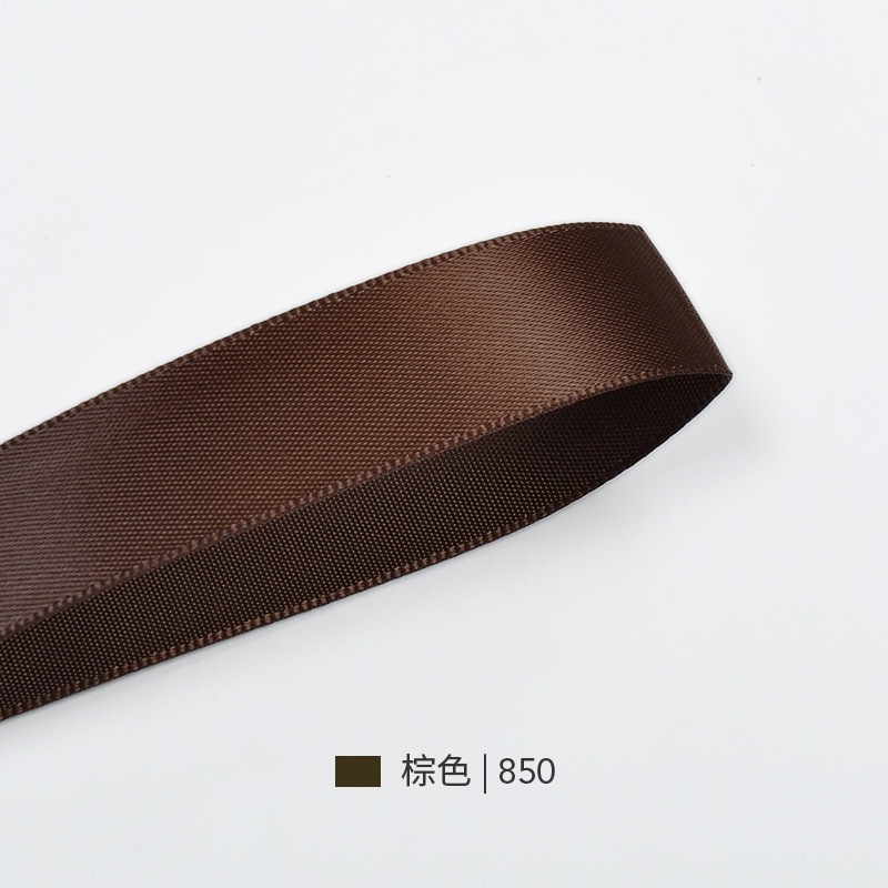 En stock al por mayor 2,8 cm cinta de satén de una sola cara material de embalaje de pastel de cumpleaños cinta de arco al por mayor