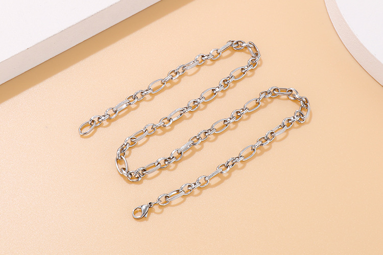 7g Weight Vacuum Plating Gold Plating Process 18K Gold Plated Plating Material Wedding, Travel Occasion 304 Stainless Steel Material Geometric Pattern Women'S Gender Fashion Style Gold, Silver Color Fashion 18K Gold Plated Titanium Steel Wholesale 9