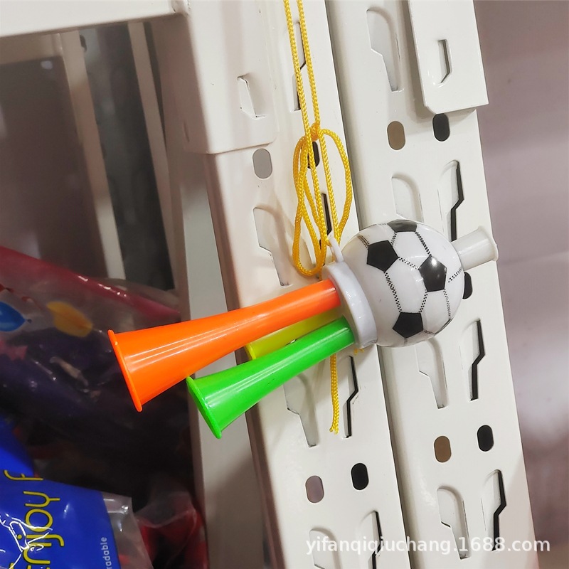 20 niños fútbol trompeta con cuerda juguetes kindergarten recompensa regalos parada objetos de drenaje