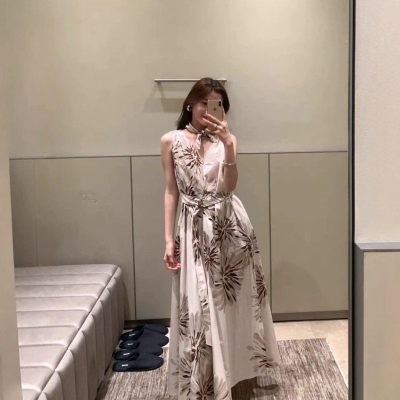 New BC brand high-quality floral print V-neck, waist-cinching, slimming, and elegant sleeveless long dress