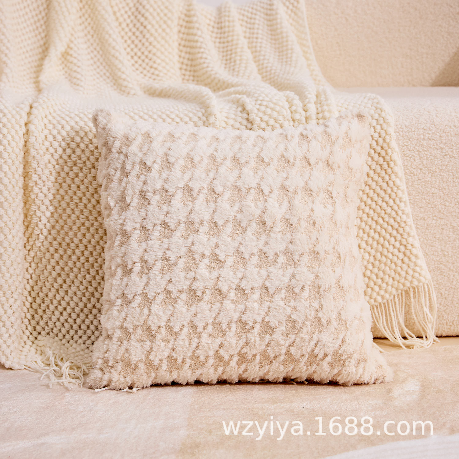 Duas caras de conejo de peluche de lujo pele de grado almohada de textura núcleo sofá cuadrado almohada teñida almohada arco iris