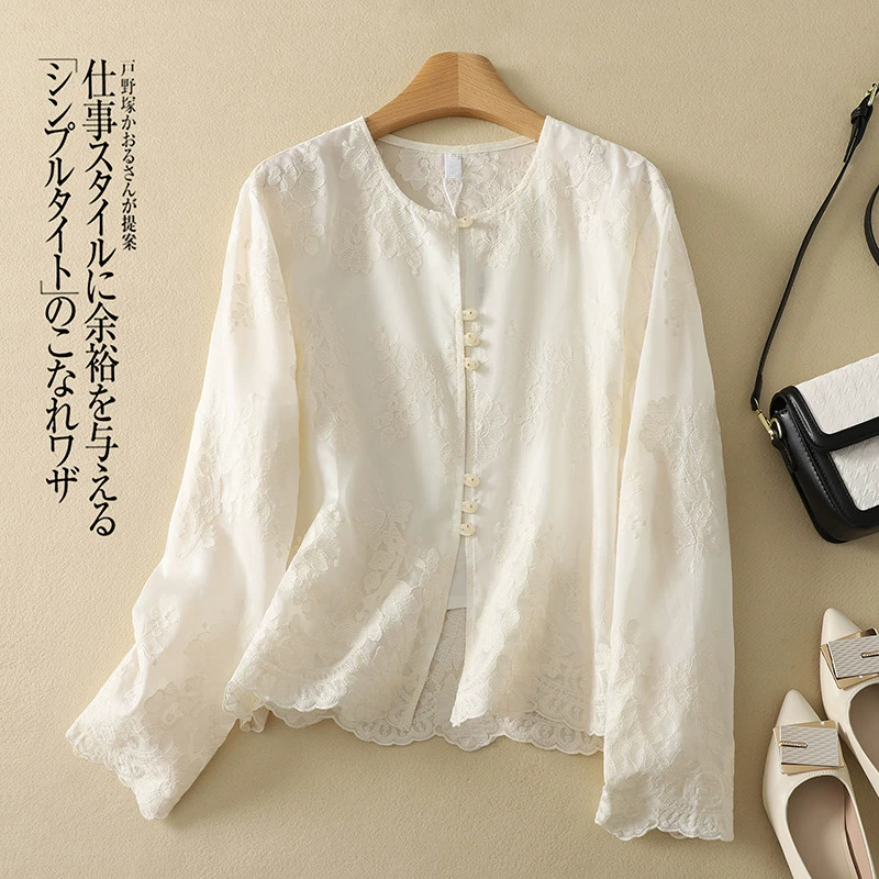 Реальный снимок весенней новинки 2025 года, новая стильная кружевная французская элегантная рубашка с вышивкой, тонкая куртка с защитой от солнца, женский элегантный топ в национальном стиле