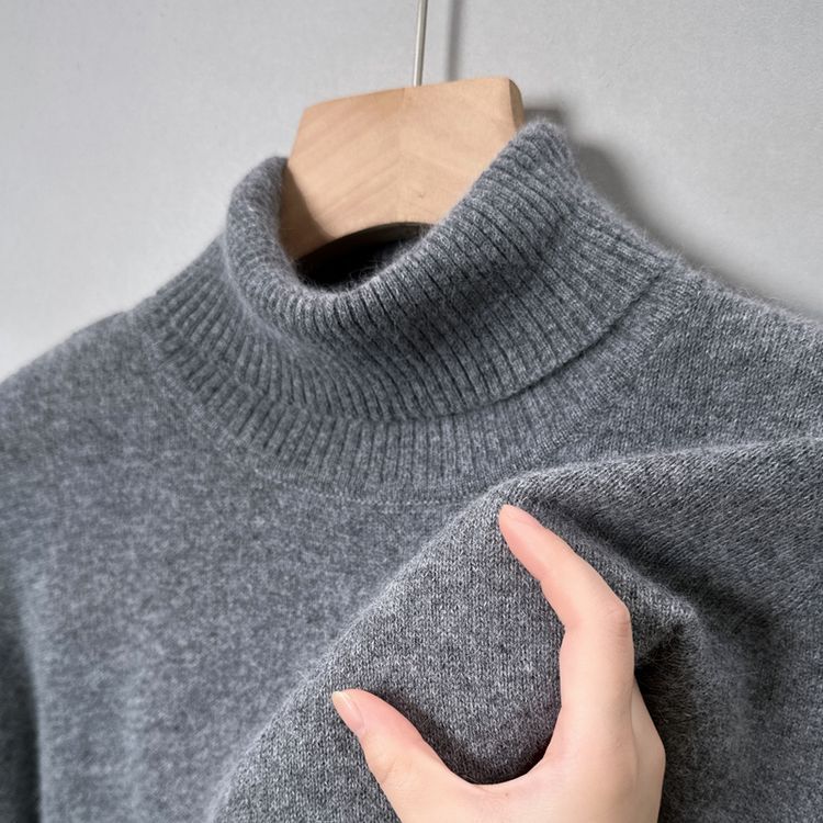 Winter New Men's Turtleneck Solid Color Thick Loose Casual Versatile Knit Sweater Men's Top Wholesale