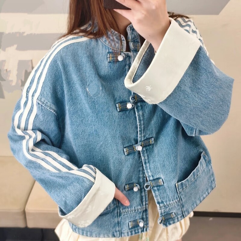 Foreign trade cross-border Year of the Horse new Chinese style denim jacket for men and women with embroidery, loose fit, casual, with glass buttons and Chinese knot buttons Foreign trade cross-border Year of the Horse new Chinese style denim jacket for men and women with embroidery, loose fit, casual, with glass buttons and Chinese knot buttons