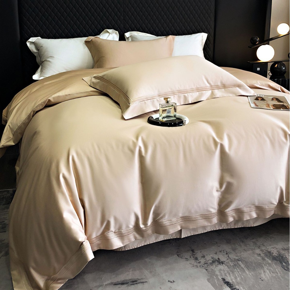 Simple Modern style solid color five-thread embroidery bedding four seasons bedding high-end cotton long-staple cotton four-piece home textile