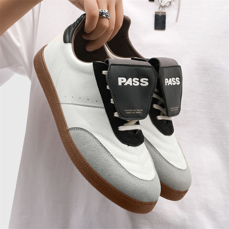 Pareja Gump zapatos de entrenamiento de otoño 2025 nuevo estilo retro versátil zapatos casuales de hombre con suela suave un cabello