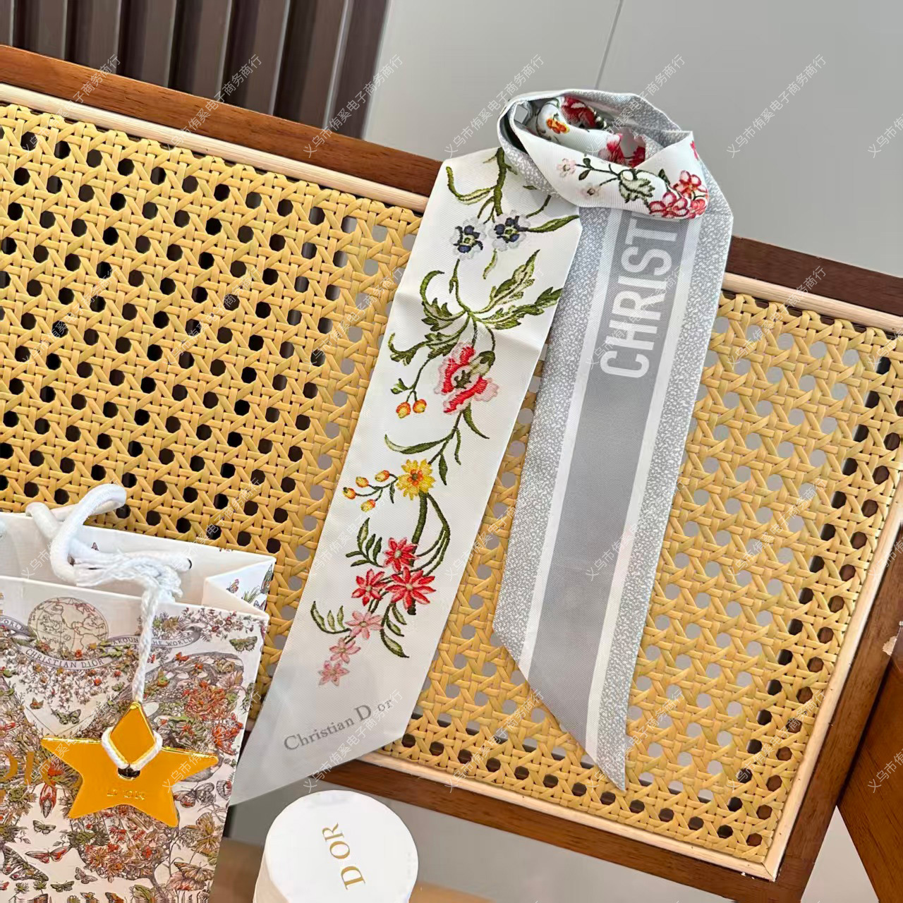 D's vintage florals--white / 8*120CM