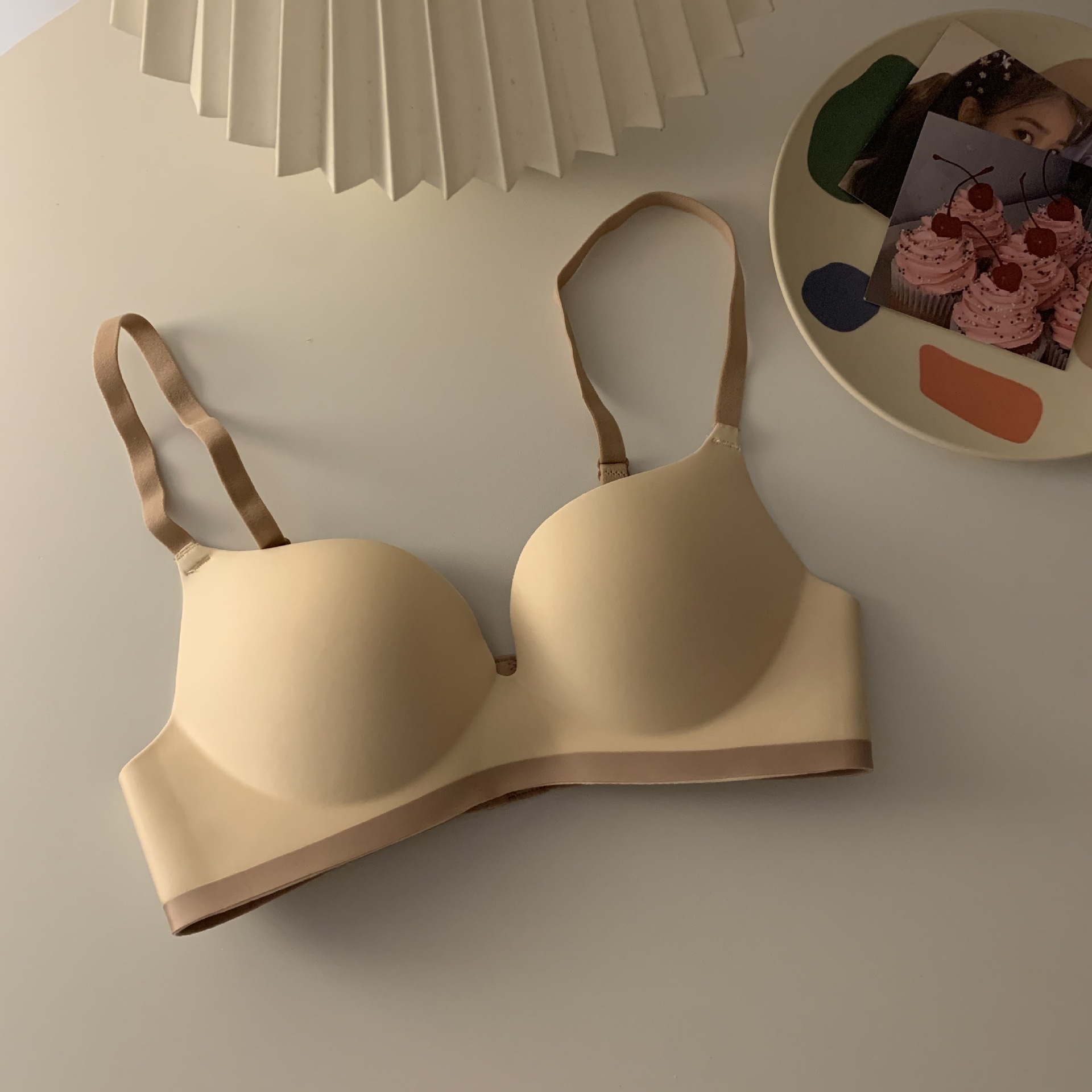 피부색 싱글 피스