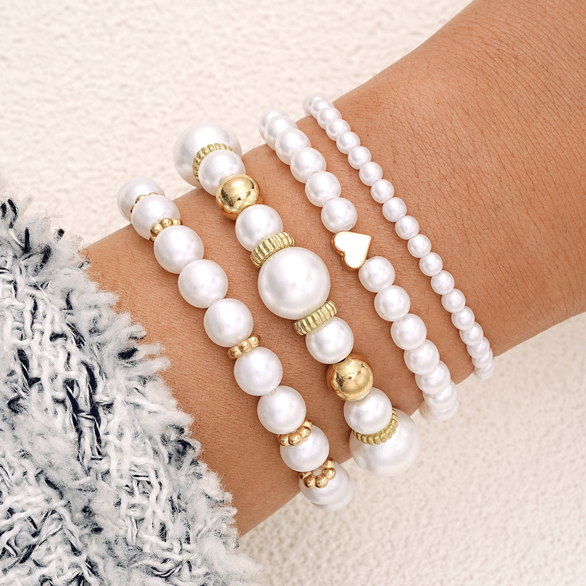 New Milk White Pearl Love Bracelet suit Niche Temperament Design Sense Fresh Fashion Bracelet_voghion.com