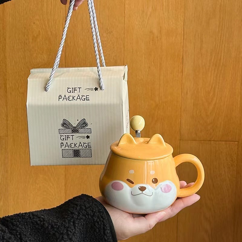 2024 Taza Shiba Inu creativa y linda con tapa, cuchara, taza de cerámica para el hogar de alto valor, taza de agua para parejas, regalo de mano