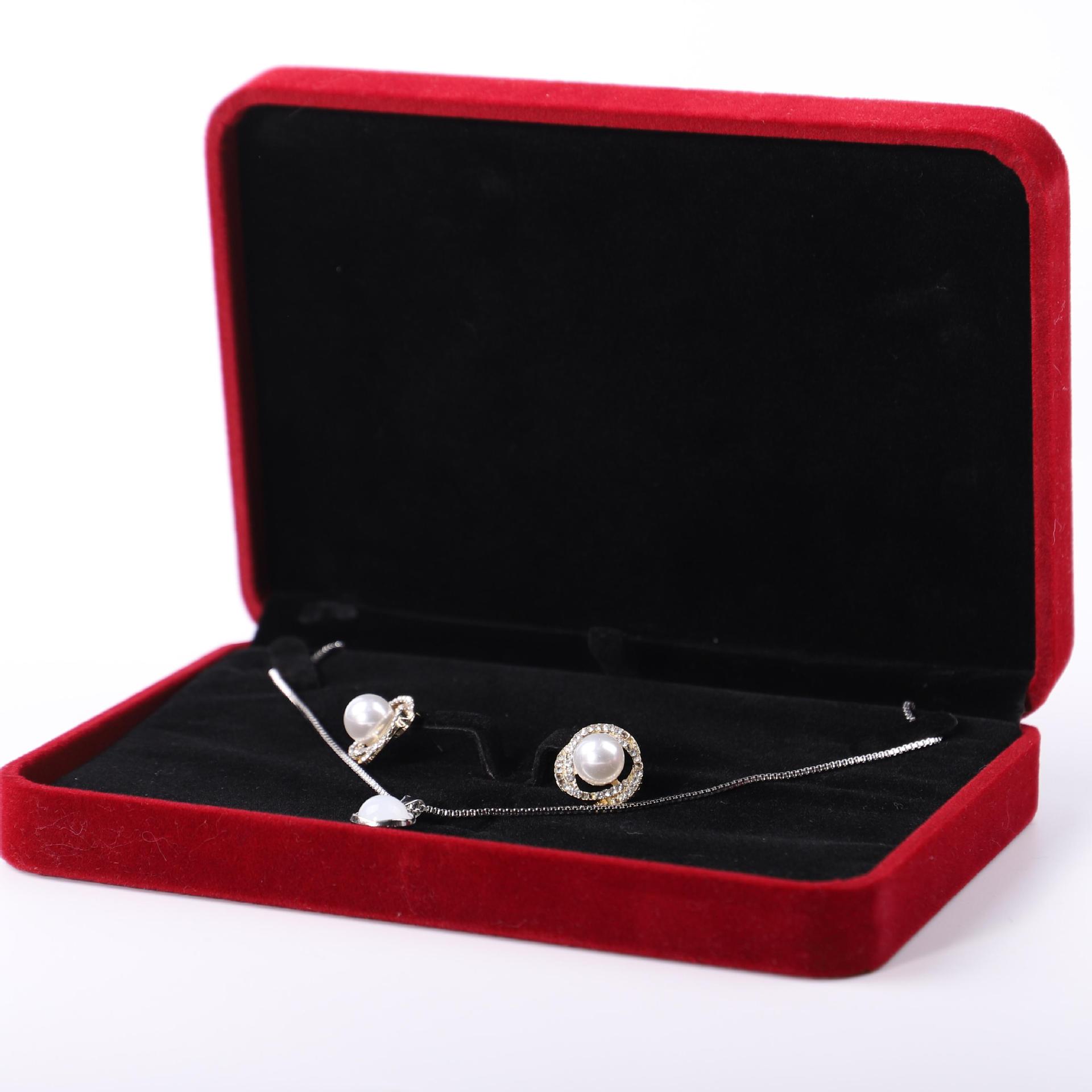 Fuente fábrica venta directa franela joyería caja de embalaje collar pendientes caja de anillo pulsera colgante caja de cadena de mano al por mayor