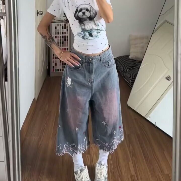 American retro cat cartoon embroidered denim shorts for women, distressed wash, loose wide-leg casual cropped pants American retro cat cartoon embroidered denim shorts for women, distressed wash, loose wide-leg casual cropped pants