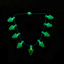 圣诞节礼物9LED灯发光派对装饰灯光氛围圣诞树吊坠灯串发光项链
