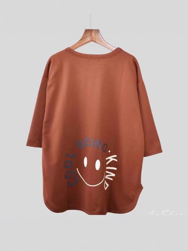東大門プラスサイズの女性の 2025 夏の新ルーズラウンドネック半袖 Tシャツ刺繍スマイリーフェイス裾アーク|undefined