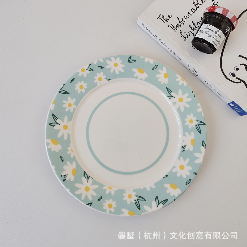 Margarita blanca de fondo azul lago original