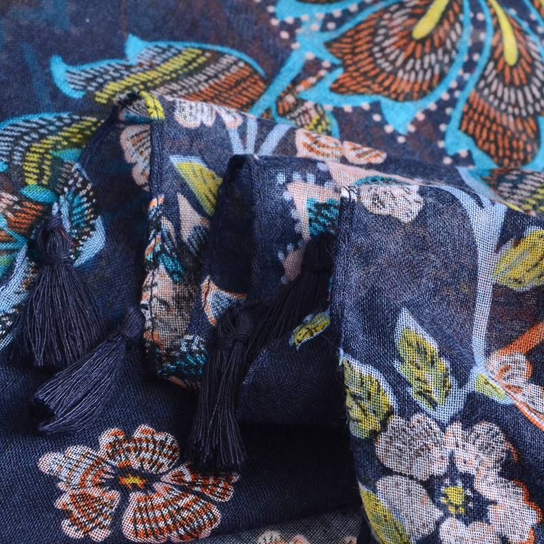 Yunnan Lijiang estilo étnico retro bufanda larga Comercio exterior azul marino impreso borla de seda chal protector solar bufanda