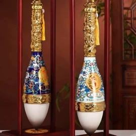 酒壶;碗碟盘套装;装饰花瓶