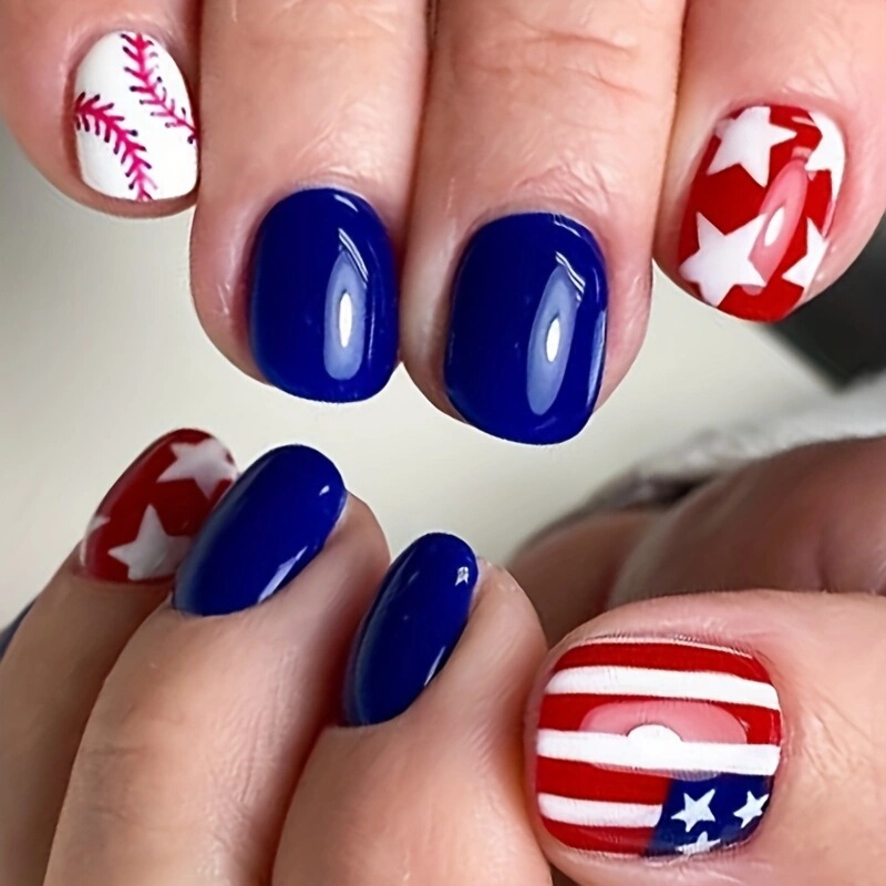 Independence Day Nail Art 24 Pieces Short Square False Nail Y2K Red Blue White Star Wear Armor Removable Wholesale