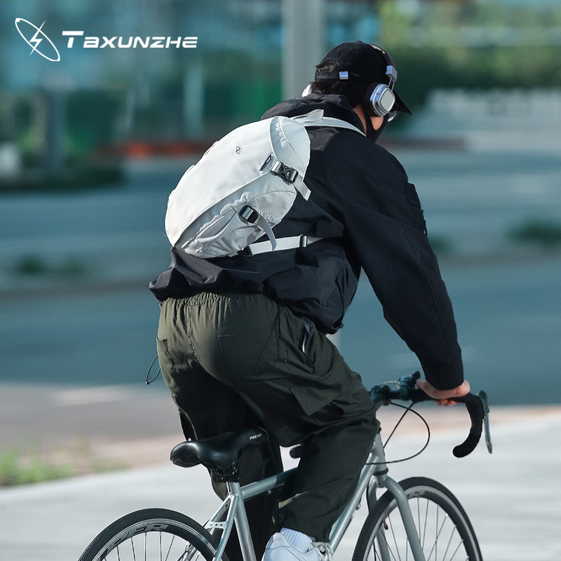 Zhuixing Multifunctional Crossbody Bag for Men, Lightweight Trendy Chest Bag, Outdoor Cycling Motorcycle Archery Bag Zhuixing Multifunctional Crossbody Bag for Men, Lightweight Trendy Chest Bag, Outdoor Cycling Motorcycle Archery Bag