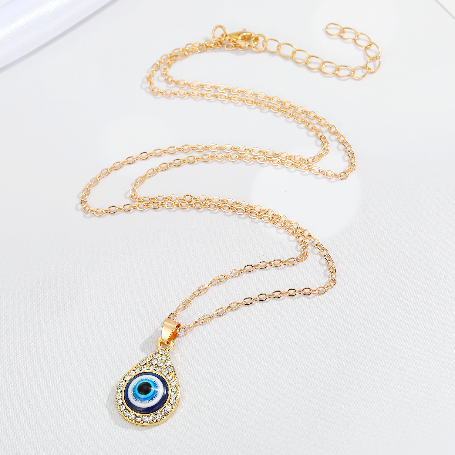 Fashion Drop-shaped Demon Eye Pendant Metal Necklace display picture 1