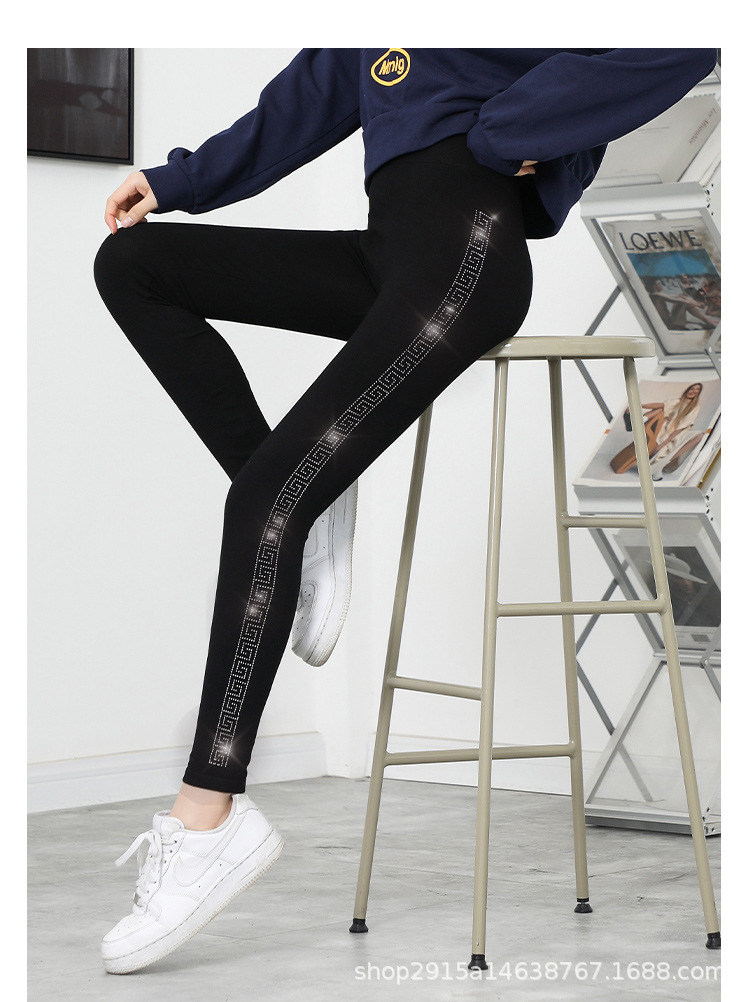 新款大码烫钻莫代尔九分打底裤女外穿高弹显瘦小脚裤