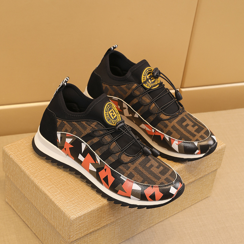 Customized First-Layer Cowhide Soft Panel Shoes for Men with Fabric Patchwork, Elastic Band, Breathable Sheepskin Lining, High-Quality and Trendy