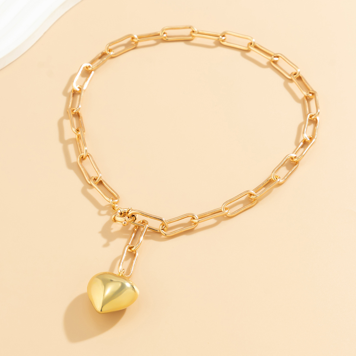 Women's Gender Retro Heart Shape CCB Iron Paperclip Chain Pendant Necklaces Wholesale