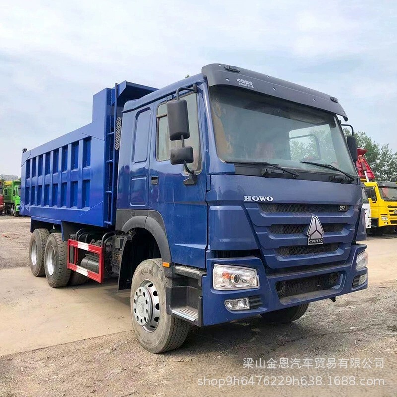 Year-Round Export of Double-Bridge Dump Trucks, 371 Horsepower Dock Transport Trucks, Howo Rear Eight-Wheel Dump Trucks