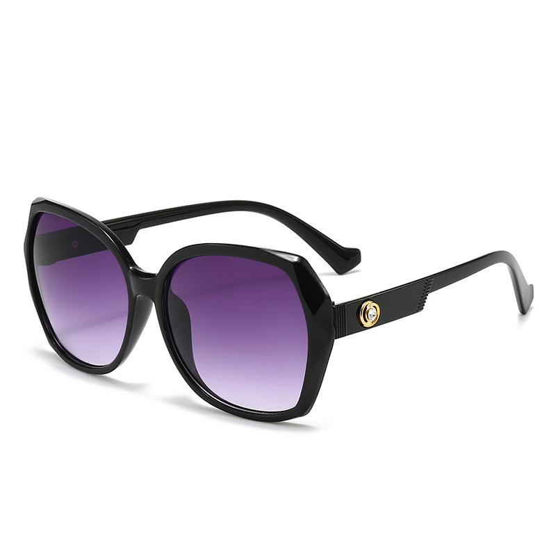 C1/black frame gradient gray film