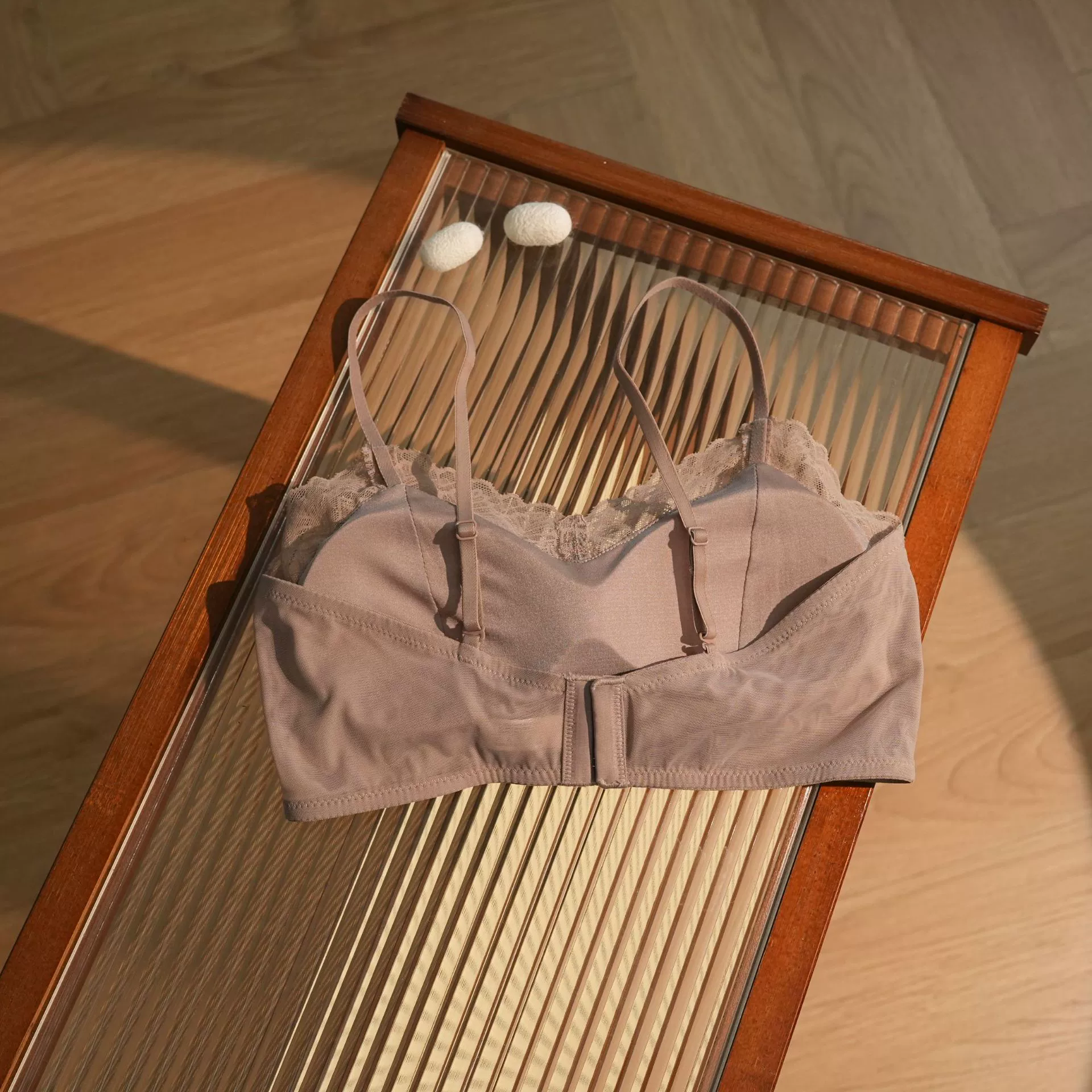 Летнее дышащее комфортное нижнее белье, кружевной шелковый бюстгальтер, французский стиль