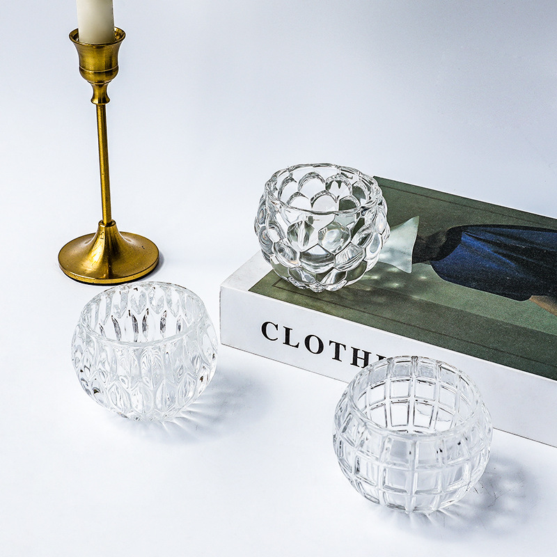 European style thick glass candle holder, fashionable candle cup, wedding candlelight dinner candle holder, home decoration candle holder, decorative item