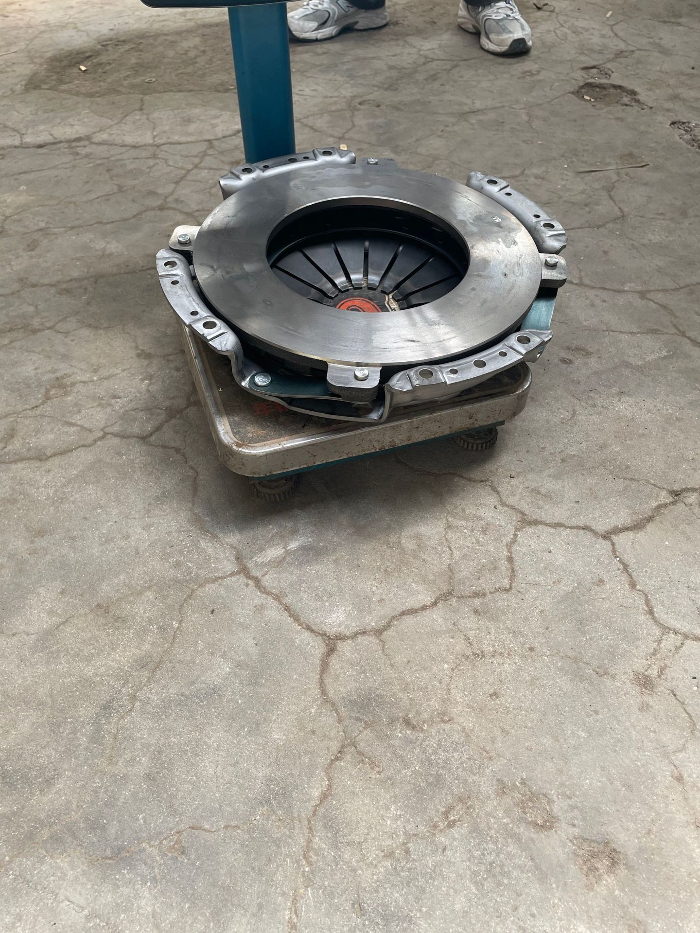 DS330 clutch pressure plate D32-1600750, clutch disc D32-1600740, suitable for Dongfeng Yuchai