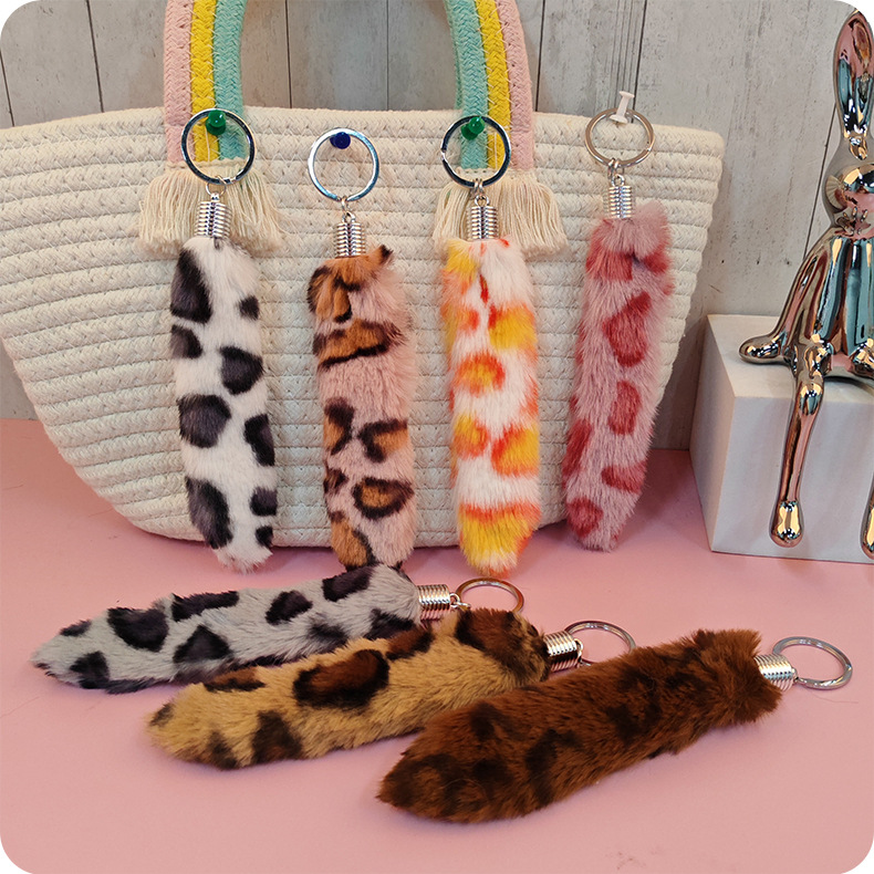 10g Weight Bag Pendant, Keychain Classification Simple Style Leopard Imitation Wool Unisex Bag Pendant Keychain