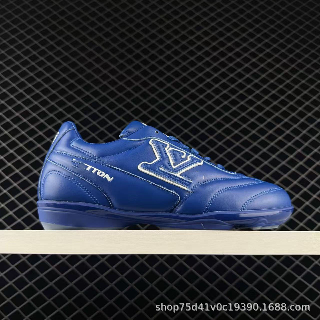 Putian comercio exterior Total 90 zapatos de fútbol cómodos y versátiles antideslizantes zapatos deportivos resistentes al desgaste zapatos de entrenamiento de moda para hombres y mujeres