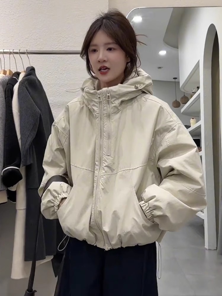 Women's Short Length Thick Hooded Cotton Parka with Insulation, New and Versatile, Popular for Petite Figures, Winter Outerwear with Waterproof Windproof Design