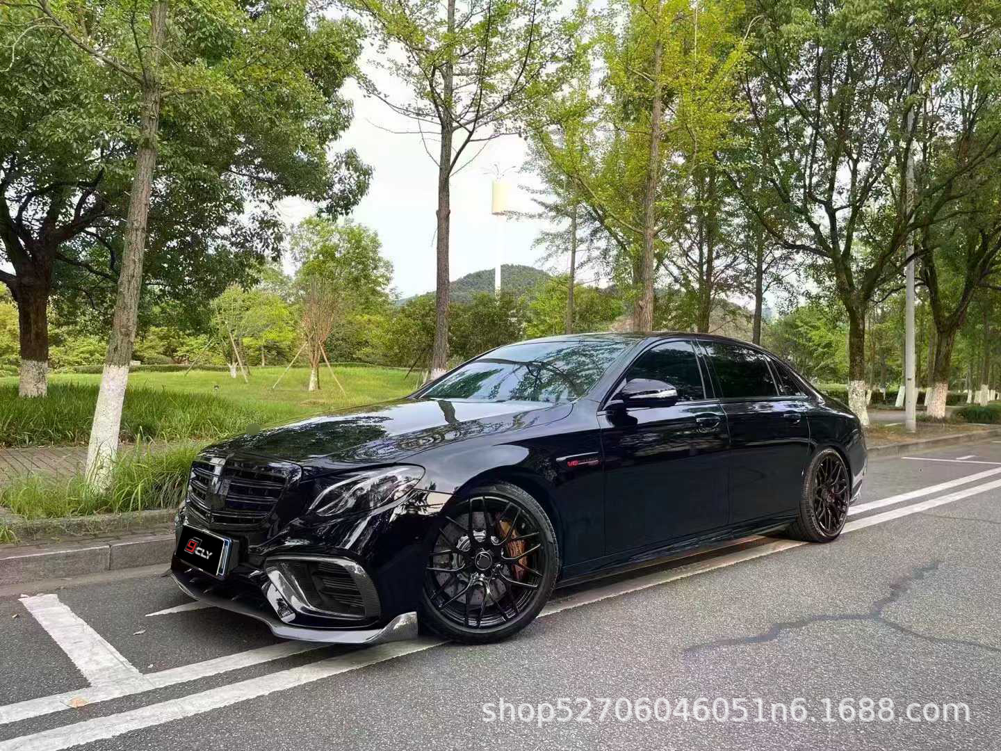 Suitable for 16-20 Mercedes-Benz E-Class W213 Early Model Standard Modification Standard E63Amg Front Bumper Grille Surround