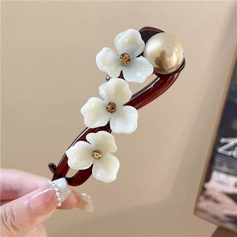 レトロなハイエンドフラワーツイストクリップ女性用 2025 新しいスタイル後頭部ヘアクリップヘッドバンドハーフタイヘアクリップ|undefined