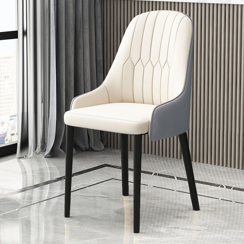 Silla de comedor de lujo nórdica, silla de respaldo doméstica moderna y simple, restaurante italiano, mesa de comedor de hotel de cuero de paquete suave