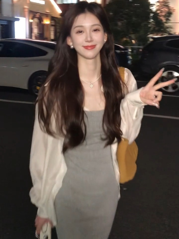 法式气质灰色收腰显瘦吊带连衣裙子女夏季高级感百搭衬衫套装长裙|undefined