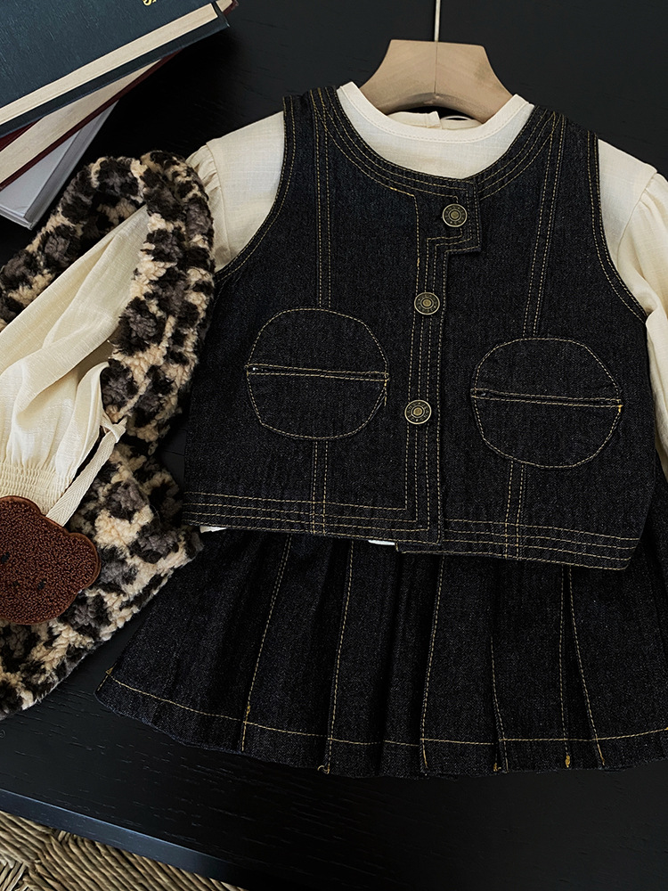 Camicia alla moda con gonna a pieghe in denim con tasche a girocollo e gonna a pieghe in denim autunno 2023 per bambini del nuovo autunno 2023_voghion.com