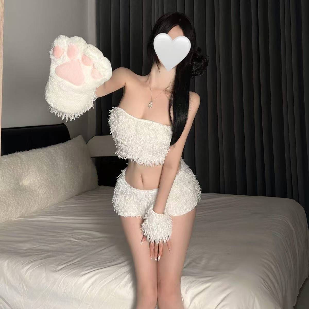 Sweet Rabbit Winter Costume Set with Tube Top, Shorts and Wrist Cuffs — detail image 2