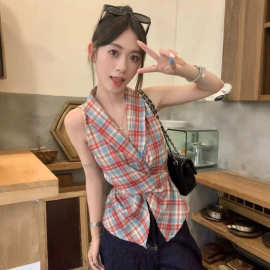 法式别致复古格子露肩挂脖上衣女夏季设计感小众掐腰小衫感潮