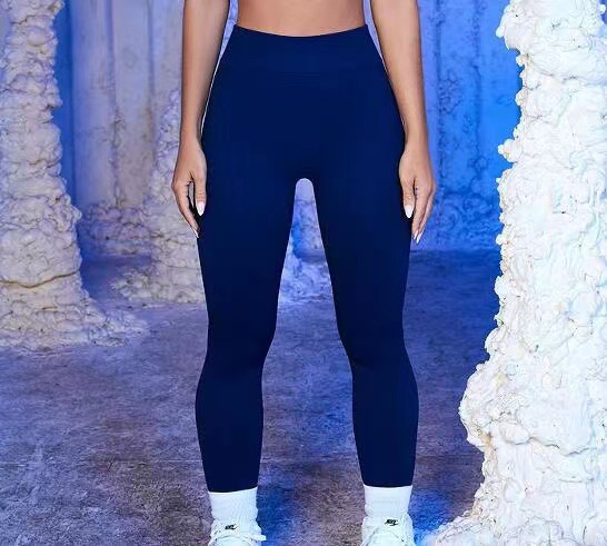 Europeos y estadounidenses de hilo sin pierna trajes deportivos de manga larga chaleco de yoga en una sola pieza pantalones de acondicionamiento de la mujer