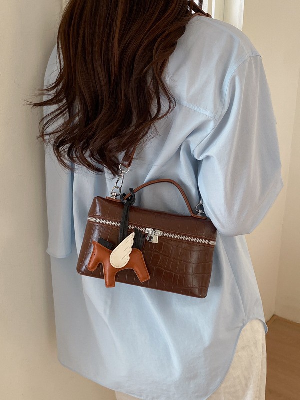 Textura de piedra de alta calidad, bolso de mano cuadrado para mujeres 2026 nuevo estilo de moda versátil, bolso de lujo ligero