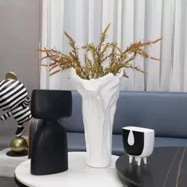 金属工艺品;树脂工艺品;水晶工艺品