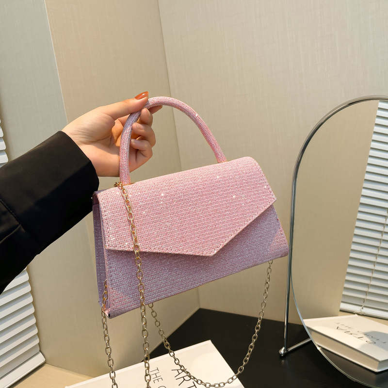 Cadena de moda bolso cuadrado pequeño femenino 2024 otoño nuevo estilo ins cena de moda bandolera bandolera casual de nicho